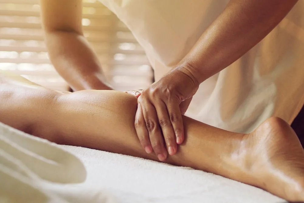 Integrated massage services with personalized technique